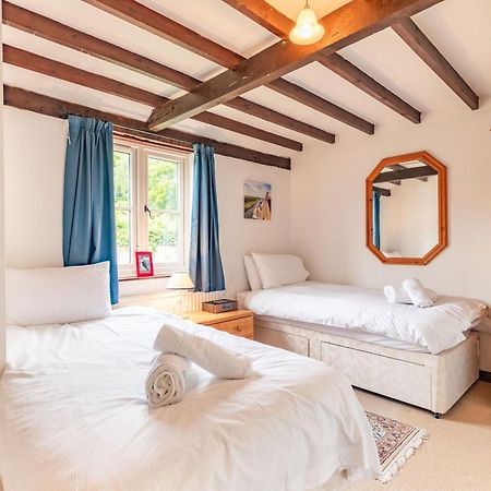 Host & Stay - Woodfalls Barn Burgh and Tuttington Екстериор снимка